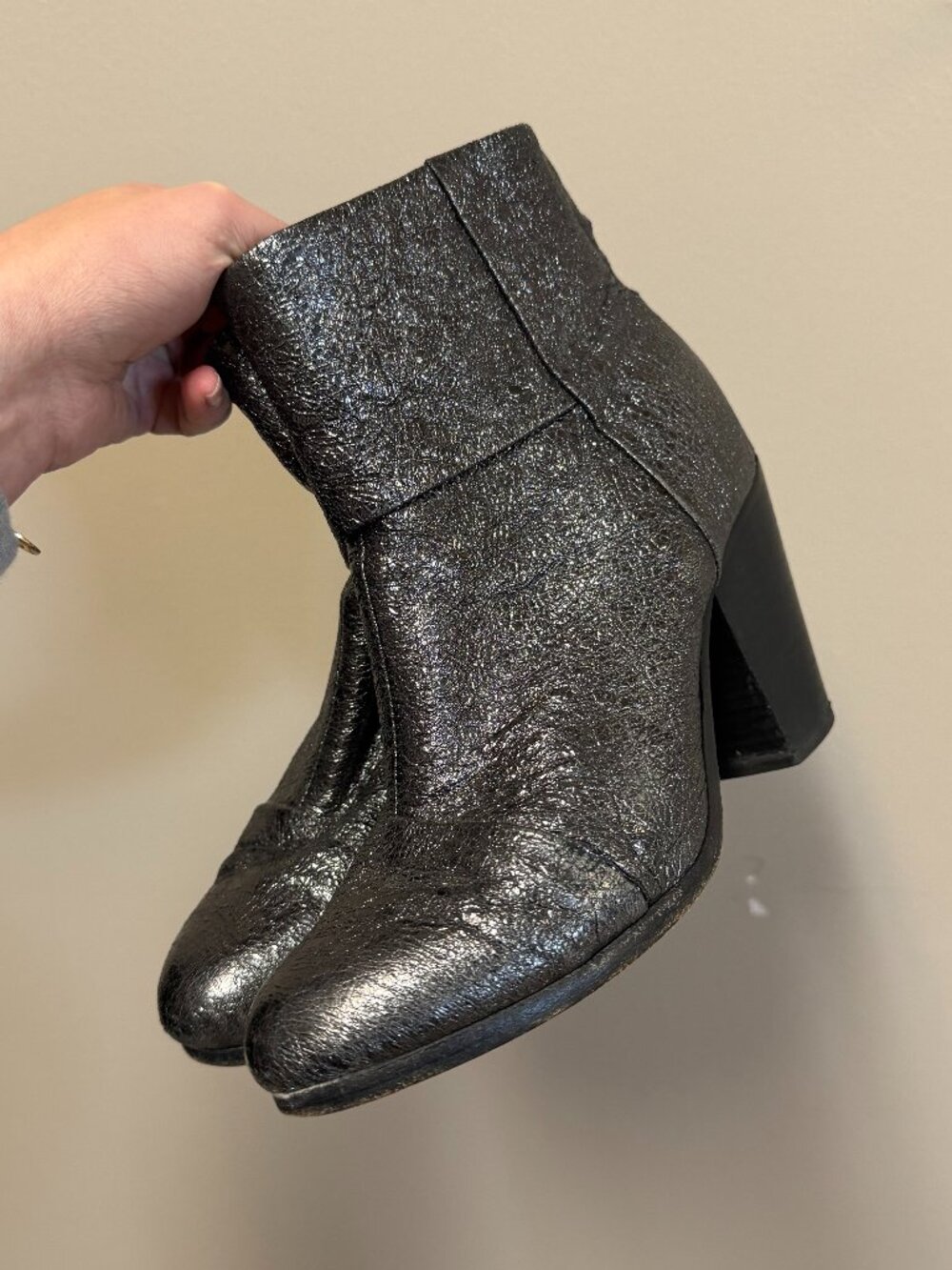 Rag & Bone Newbury Metallic Crackle Leather Ankle Boots Size 7.5